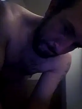 Snapshot of UncutHammer69 chatting on March 9, 2025, 5:33 am UncutHammer69 online show from March 9, 2025, 5:33 am