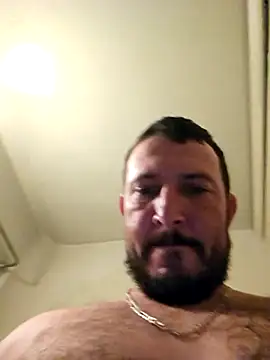 Snapshot of UncutHammer69 chatting on November 11, 2025, 8:20 am UncutHammer69 online show from November 11, 2025, 8:20 am