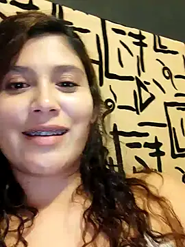 kinky milaxh online show from February 9, 2025, 1:33 am