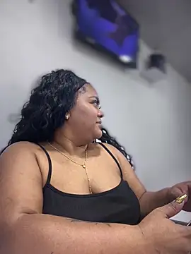 yanza2002 online show from January 29, 2025, 11:25 pm