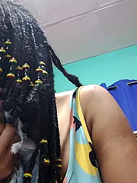 Snapshot of HONEYSWEETS_LIVE chatting on November 19, 2025, 3:28 am HONEYSWEETS LIVE online show from November 19, 2025, 3:28 am