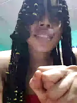 Snapshot of HONEYSWEETS_LIVE chatting on September 24, 2025, 1:02 am HONEYSWEETS LIVE online show from September 24, 2025, 1:02 am