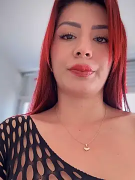 LINDA PATTY94 online show from September 26, 2025, 3:08 pm