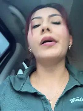 LINDA PATTY94 online show from February 28, 2025, 5:59 pm