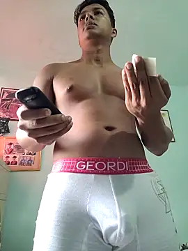 morenito420 online show from November 10, 2025, 7:41 pm