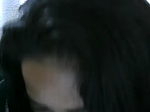 Snapshot of Artinah22 chatting on December 2, 2025, 7:37 pm Artinah22 online show from December 2, 2025, 7:37 pm