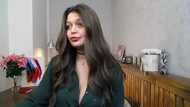 Snapshot of LallyHill chatting on March 20, 2025, 7:14 am LallyHill online show from March 20, 2025, 7:14 am