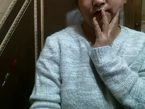 Snapshot of UrsMansi chatting on December 22, 2025, 7:25 pm UrsMansi online show from December 22, 2025, 7:25 pm