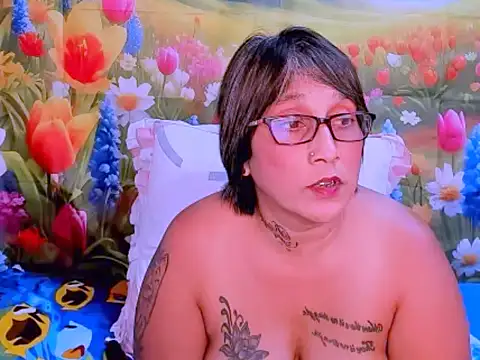 Snapshot of indianroxy chatting on October 9, 2025, 6:52 pm indianroxy online show from October 9, 2025, 6:52 pm