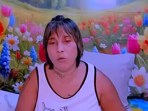 Snapshot of indianroxy chatting on October 17, 2025, 5:59 pm indianroxy online show from October 17, 2025, 5:59 pm