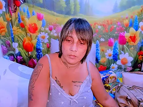 Snapshot of indianroxy chatting on October 29, 2025, 4:28 pm indianroxy online show from October 29, 2025, 4:28 pm