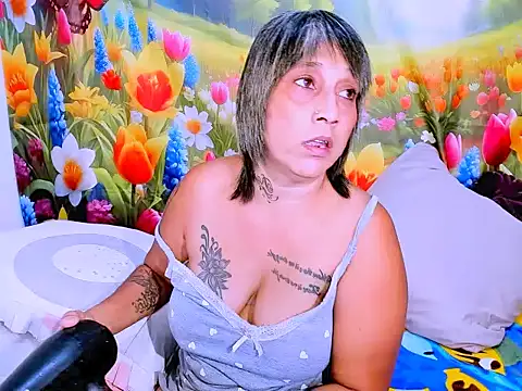 Snapshot of indianroxy chatting on February 14, 2026, 8:03 am indianroxy online show from February 14, 2026, 8:03 am