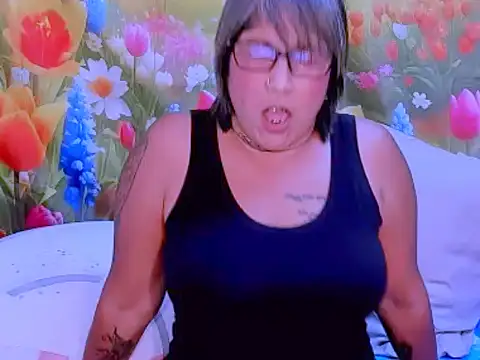 Snapshot of indianroxy chatting on November 13, 2025, 6:01 pm indianroxy online show from November 13, 2025, 6:01 pm