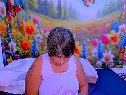 Snapshot of indianroxy chatting on October 19, 2025, 4:10 pm indianroxy online show from October 19, 2025, 4:10 pm