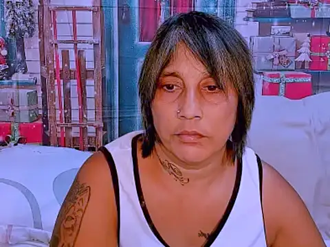 Snapshot of indianroxy chatting on November 25, 2025, 4:29 pm indianroxy online show from November 25, 2025, 4:29 pm