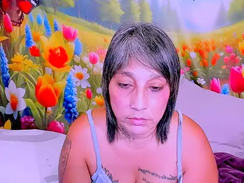 indianroxy online show from April 8, 2026, 10:00 pm