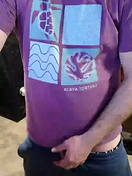 Snapshot of IronedTitan chatting on December 22, 2024, 9:00 am IronedTitan online show from December 22, 2024, 9:00 am