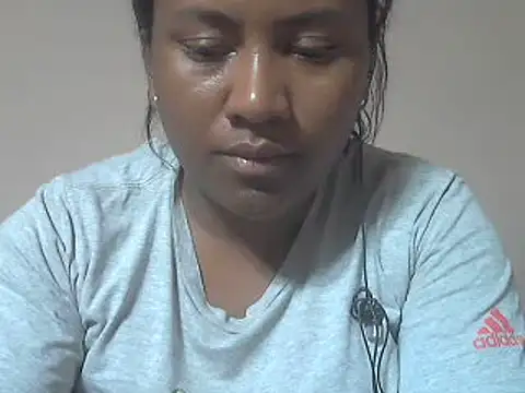 cutybigass online show from July 6, 2026, 5:37 pm