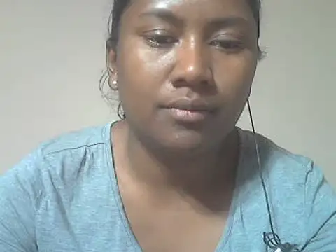 cutybigass online show from July 10, 2026, 6:19 pm