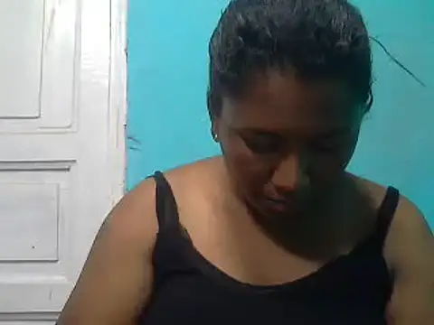 Snapshot of cutybigass chatting on March 7, 2026, 6:02 pm cutybigass online show from March 7, 2026, 6:02 pm