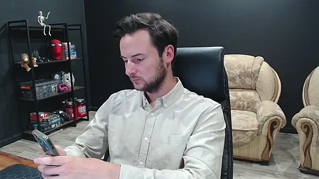 MihasikD online show from October 5, 2025, 2:41 pm