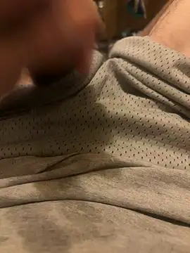 Snapshot of mikeylong chatting on March 12, 2026, 7:56 am mikeylong online show from March 12, 2026, 7:56 am