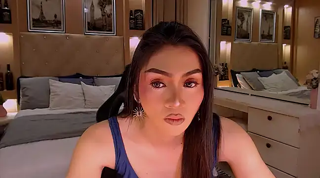 Snapshot of YOUR_DREAMWIFE chatting on March 21, 2025, 5:34 pm YOUR DREAMWIFE online show from March 21, 2025, 5:34 pm