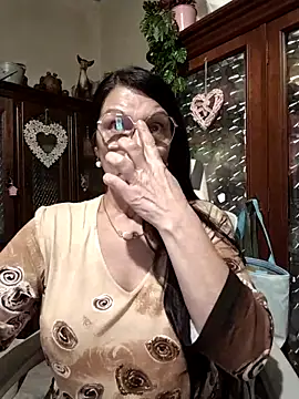 Snapshot of Melmamalhuda@xh chatting on May 9, 2026, 10:13 pm Melmamalhudaxh online show from May 9, 2026, 10:13 pm