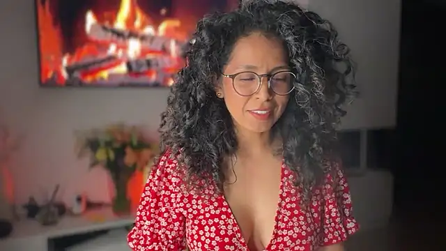 illaroom online show from March 12, 2026, 11:42 pm