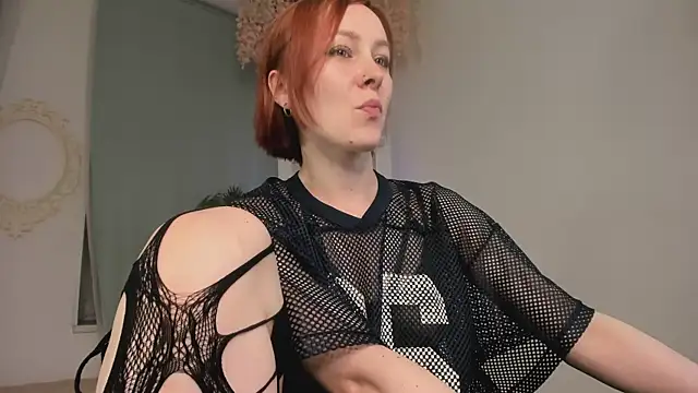 Snapshot of LilianKroft chatting on June 23, 2026, 12:14 pm LilianKroft online show from June 23, 2026, 12:14 pm