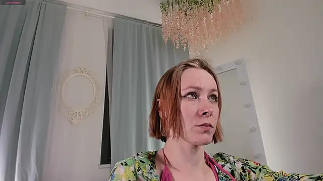 LilianKroft online show from April 12, 2026, 12:52 pm