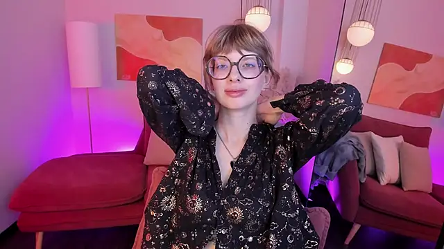 Snapshot of RubySoft chatting on November 7, 2025, 9:19 pm RubySoft online show from November 7, 2025, 9:19 pm