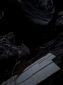 Snapshot of Barman990 chatting on December 18, 2025, 4:06 am Barman990 online show from December 18, 2025, 4:06 am