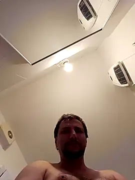 Snapshot of Miki20677 chatting on December 2, 2025, 5:14 pm Miki20677 online show from December 2, 2025, 5:14 pm