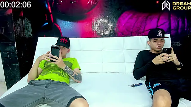 Snapshot of AmazingPartys chatting on April 12, 2026, 7:28 pm AmazingPartys online show from April 12, 2026, 7:28 pm