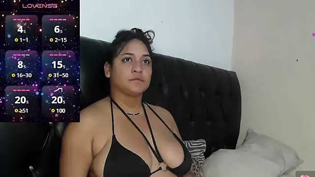 Crazylovee hot online show from January 20, 2025, 11:32 pm
