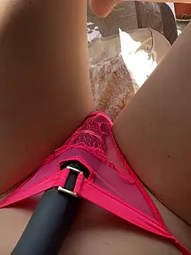 Wet-Pussycat online show from April 22, 2026, 12:01 pm