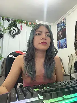 VaioletUwU online show from March 8, 2026, 7:44 am