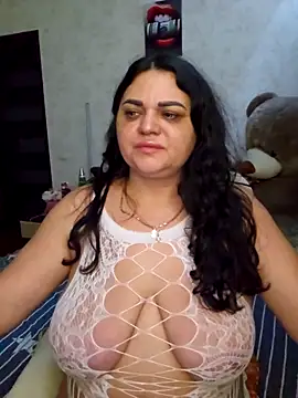 Snapshot of littleRikka chatting on April 2, 2026, 7:31 pm littleRikka online show from April 2, 2026, 7:31 pm