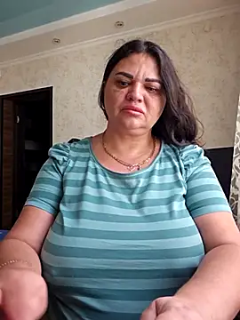 littleRikka online show from September 25, 2025, 10:21 am