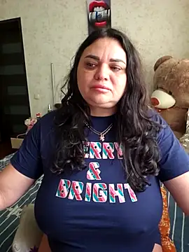 Snapshot of littleRikka chatting on April 3, 2026, 7:59 am littleRikka online show from April 3, 2026, 7:59 am