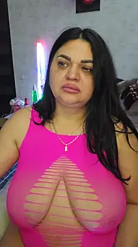 Snapshot of littleRikka chatting on April 13, 2026, 8:13 pm littleRikka online show from April 13, 2026, 8:13 pm