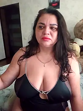 Snapshot of littleRikka chatting on March 16, 2026, 6:28 am littleRikka online show from March 16, 2026, 6:28 am