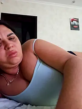 littleRikka online show from October 4, 2025, 6:42 pm