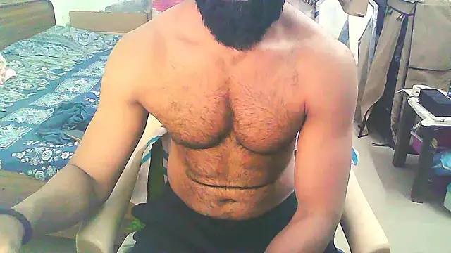 Snapshot of Vbestshow chatting on November 2, 2025, 11:26 am Vbestshow online show from November 2, 2025, 11:26 am