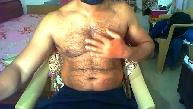 Snapshot of Vbestshow chatting on April 18, 2026, 12:40 pm Vbestshow online show from April 18, 2026, 12:40 pm