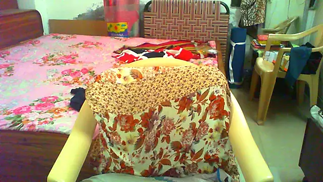 Vbestshow online show from April 13, 2026, 12:09 pm