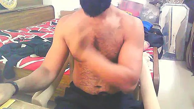 Snapshot of Vbestshow chatting on November 30, 2025, 9:15 pm Vbestshow online show from November 30, 2025, 9:15 pm