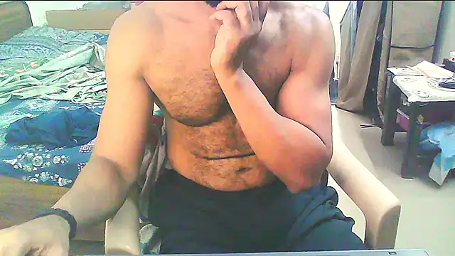 Snapshot of Vbestshow chatting on October 29, 2025, 11:42 am Vbestshow online show from October 29, 2025, 11:42 am