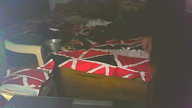 Snapshot of Vbestshow chatting on December 13, 2025, 8:04 pm Vbestshow online show from December 13, 2025, 8:04 pm